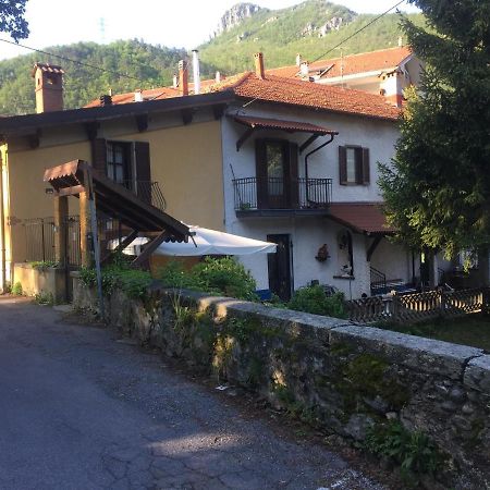 Sportinghouse Bed and Breakfast Garessio Exteriör bild