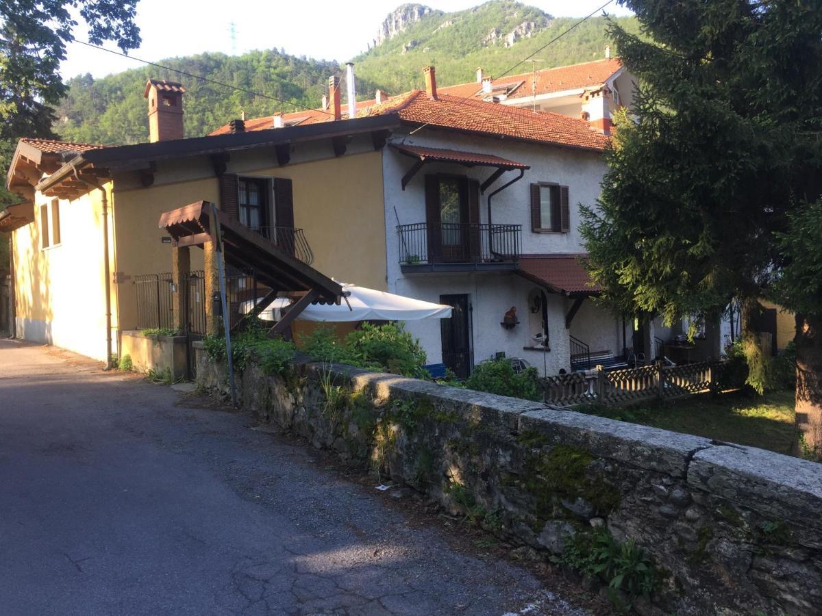 Sportinghouse Bed and Breakfast Garessio Exteriör bild